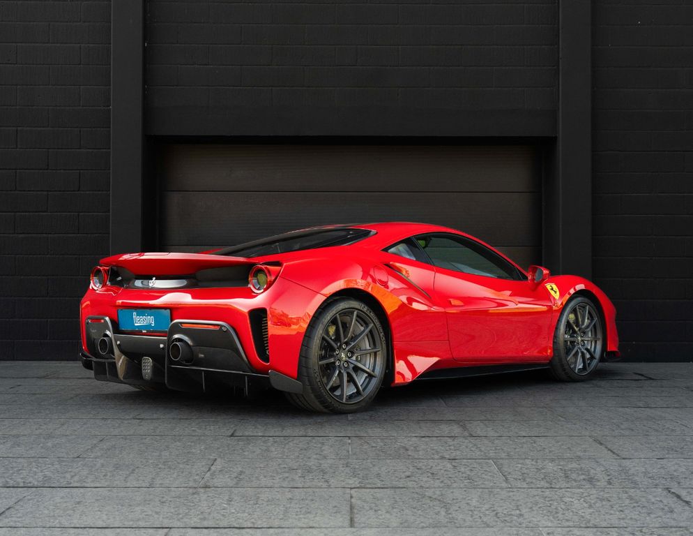 Ferrari 488 Pista 2019