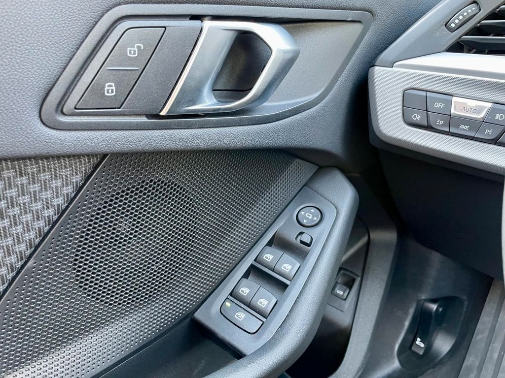 BMW 116 2024