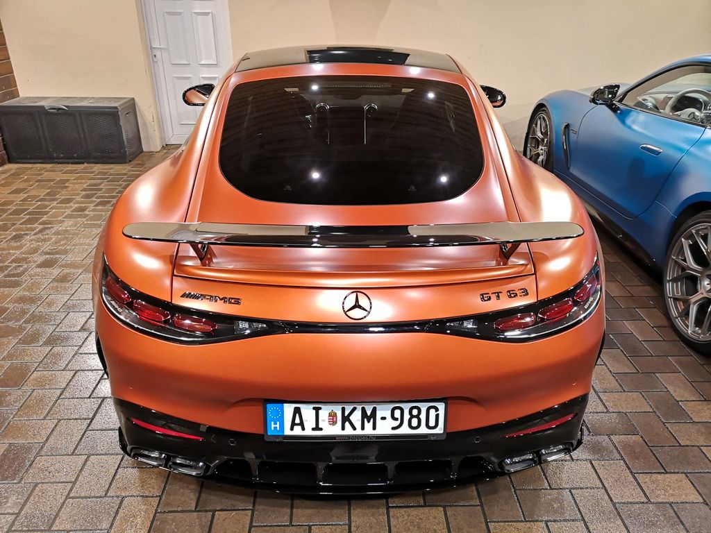 Mercedes-Benz AMG GT 2025