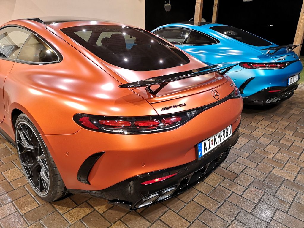 Mercedes-Benz AMG GT 2025