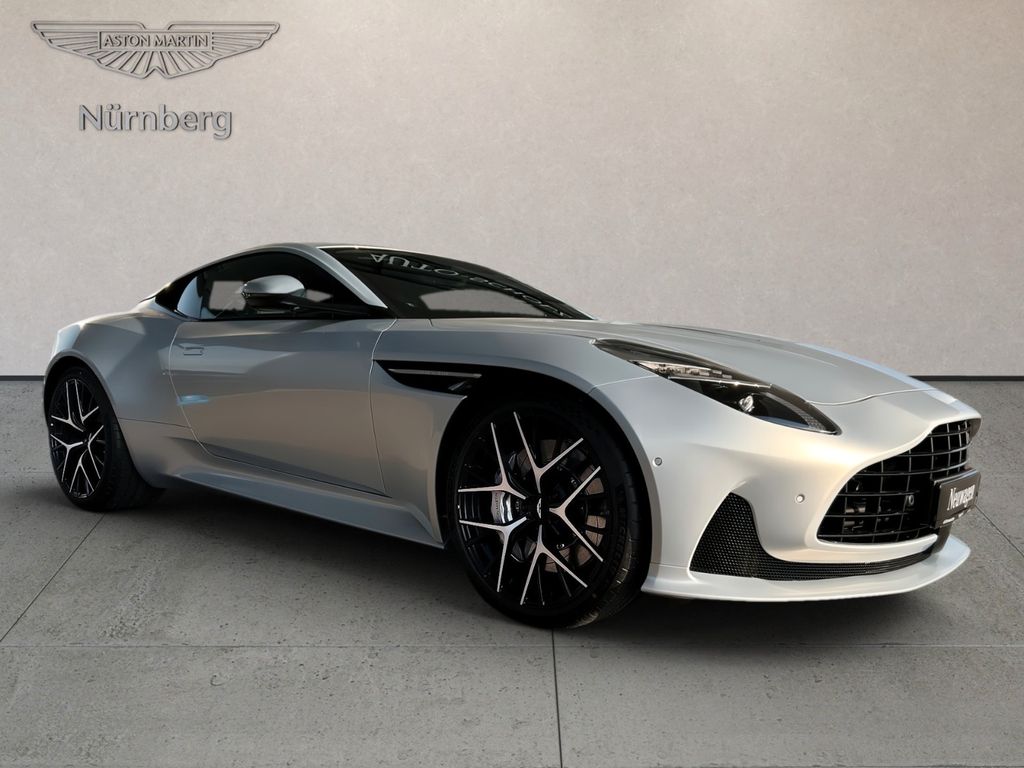 Aston Martin DB12