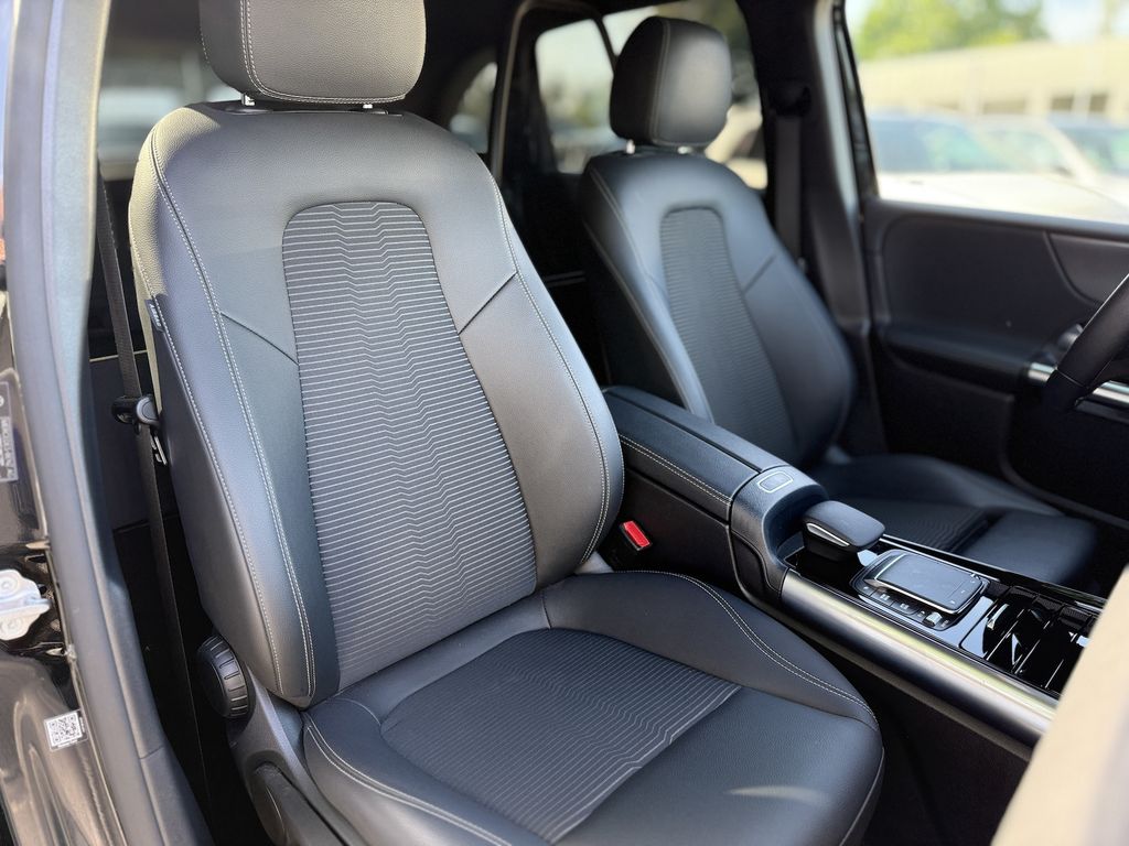 Mercedes-Benz B 200 2022