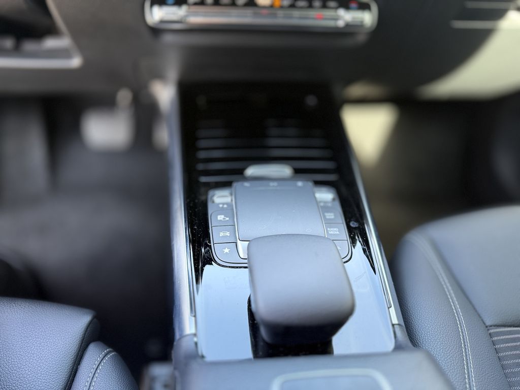 Mercedes-Benz B 200 2022