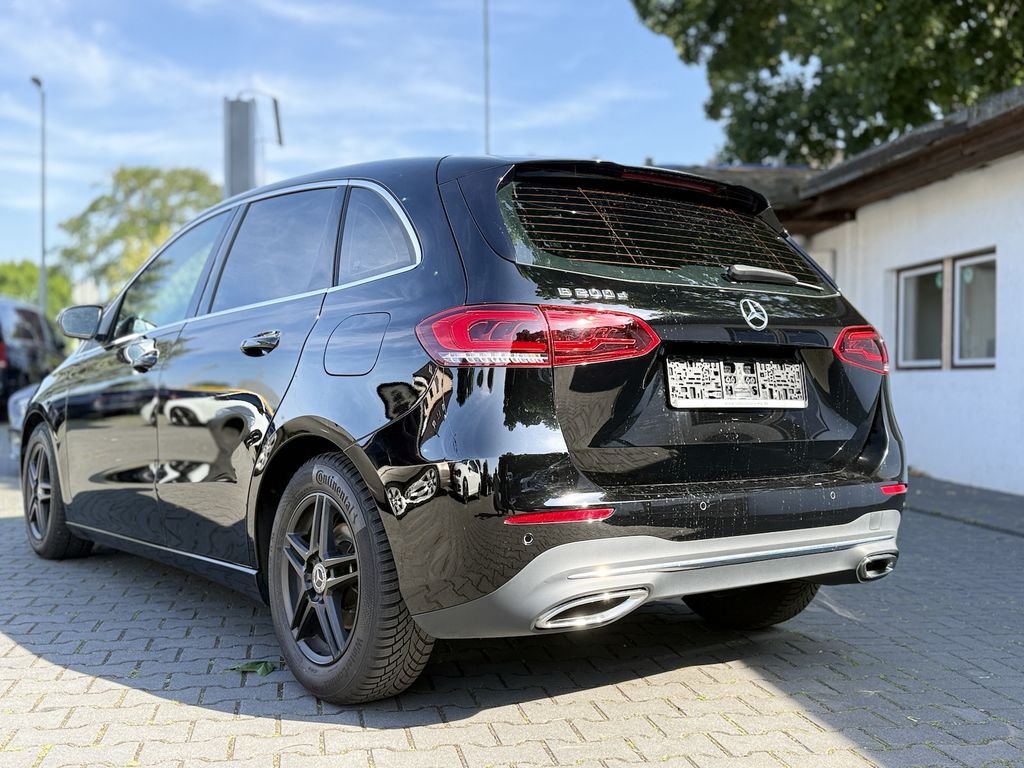 Mercedes-Benz B 200 2022