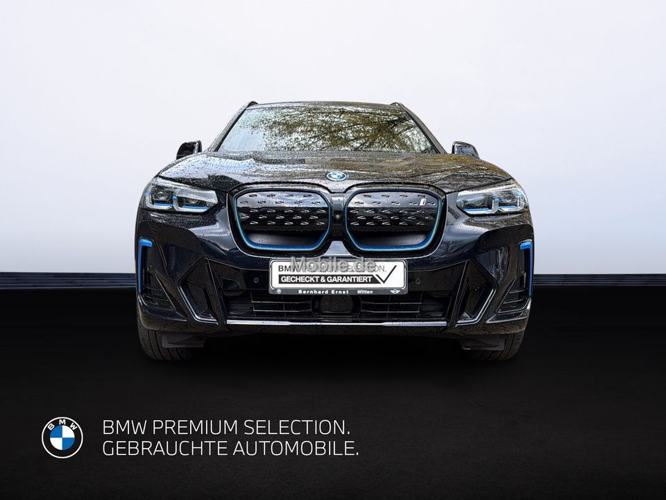 BMW iX3 2023