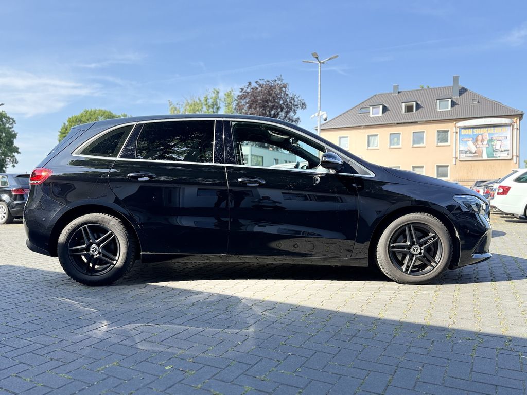 Mercedes-Benz B 200 2022
