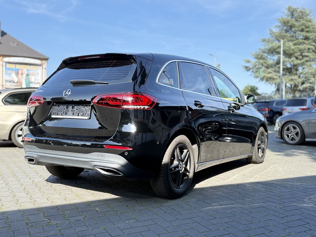 Mercedes-Benz B 200 2022