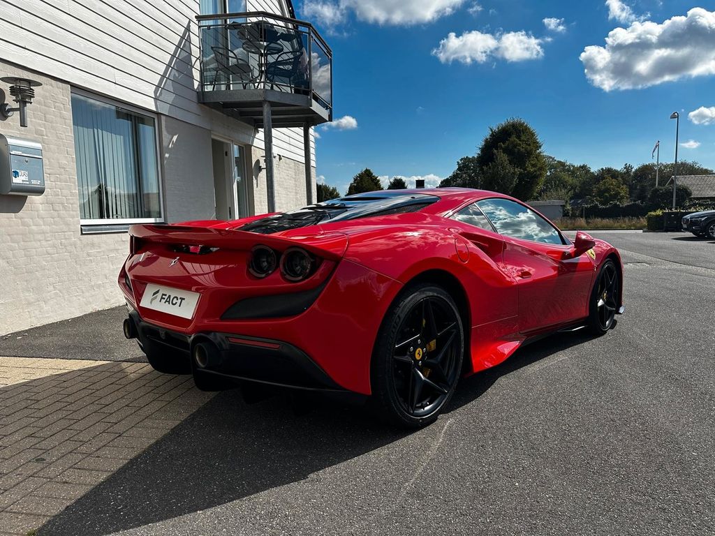 Ferrari F8 2020