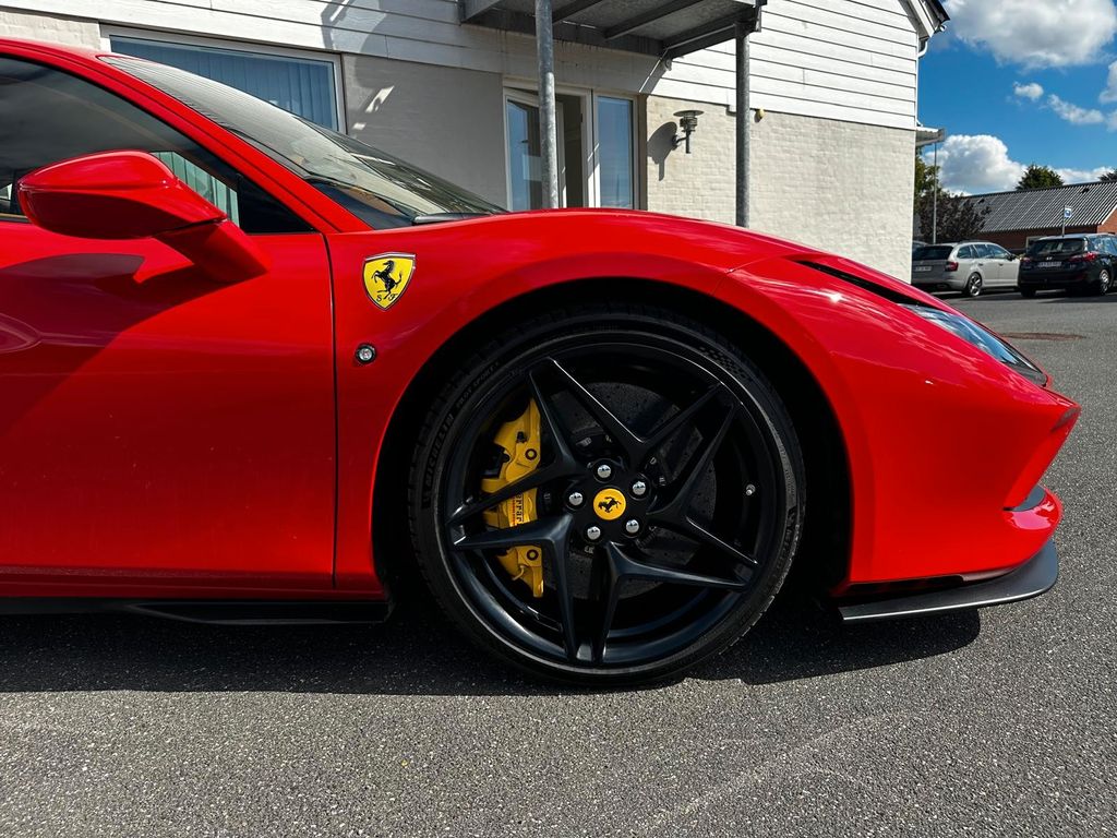 Ferrari F8 2020
