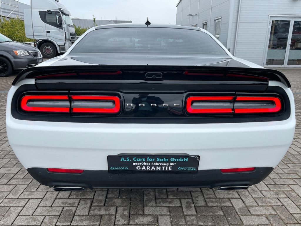 Dodge Challenger 2023