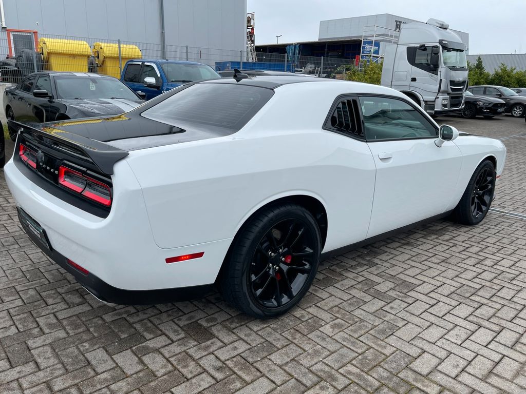 Dodge Challenger 2023
