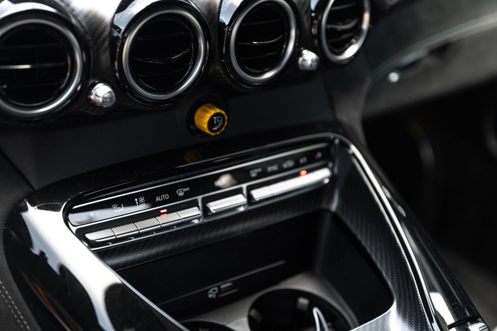 Mercedes-Benz AMG GT 2024