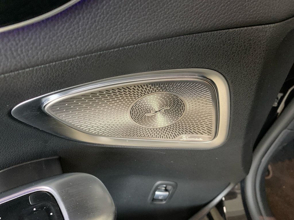 Mercedes-Benz C 300 2024