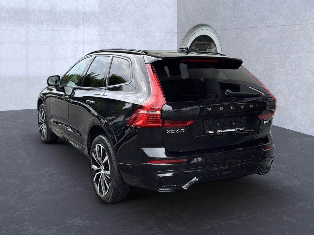 Volvo XC60 2022