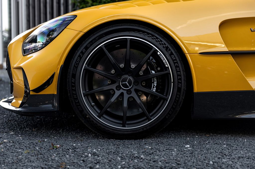 Mercedes-Benz AMG GT 2024