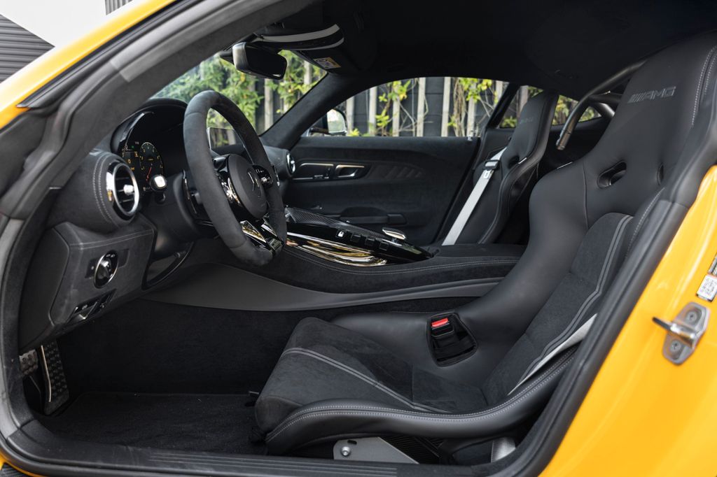 Mercedes-Benz AMG GT 2024