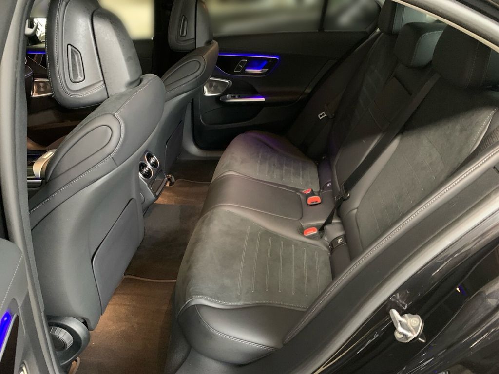 Mercedes-Benz C 300 2024