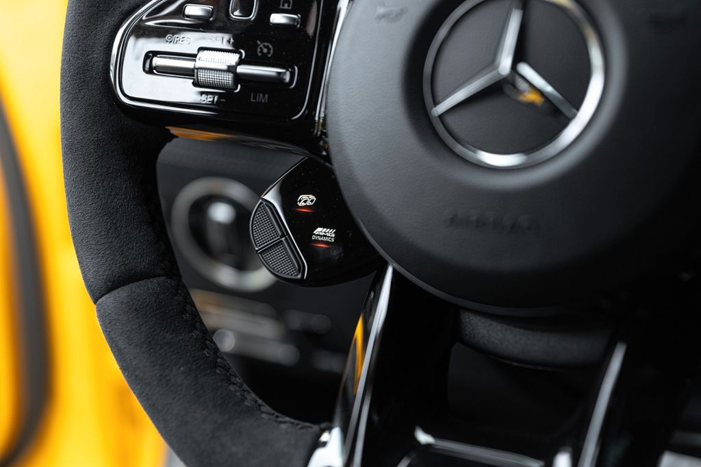 Mercedes-Benz AMG GT 2024