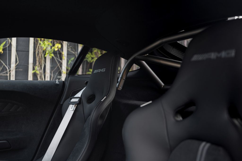 Mercedes-Benz AMG GT 2024