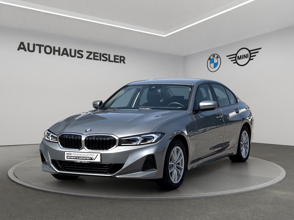 BMW 330 2024