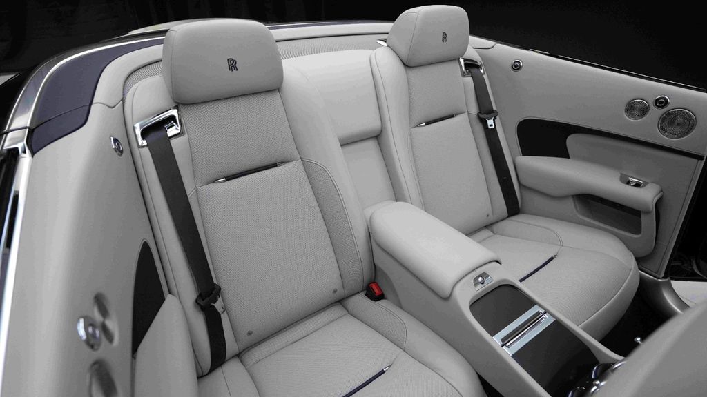 Rolls-Royce Dawn 2022