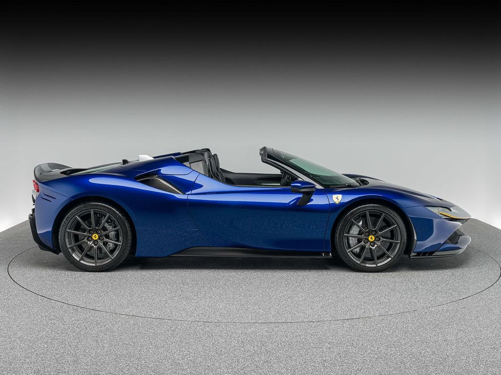 Ferrari SF90 2023