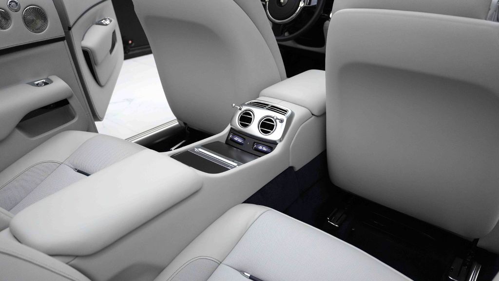 Rolls-Royce Dawn 2022