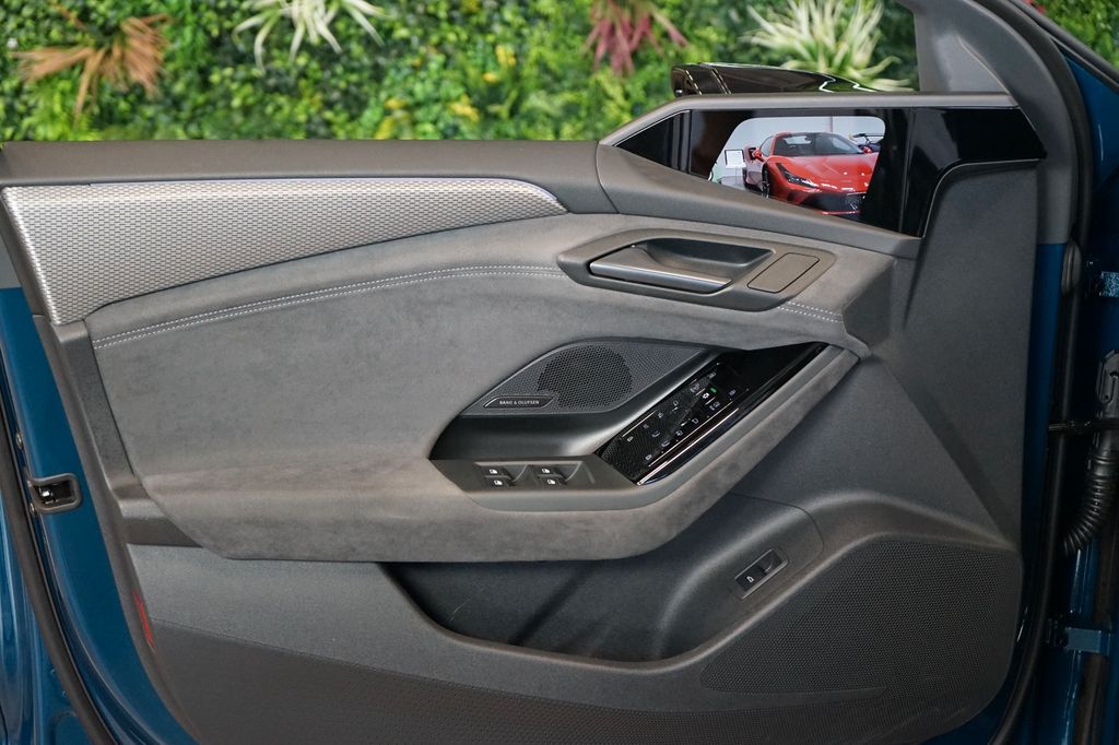 Audi S6 e-tron 2025