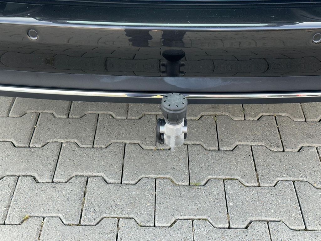 Mercedes-Benz E 220 2024