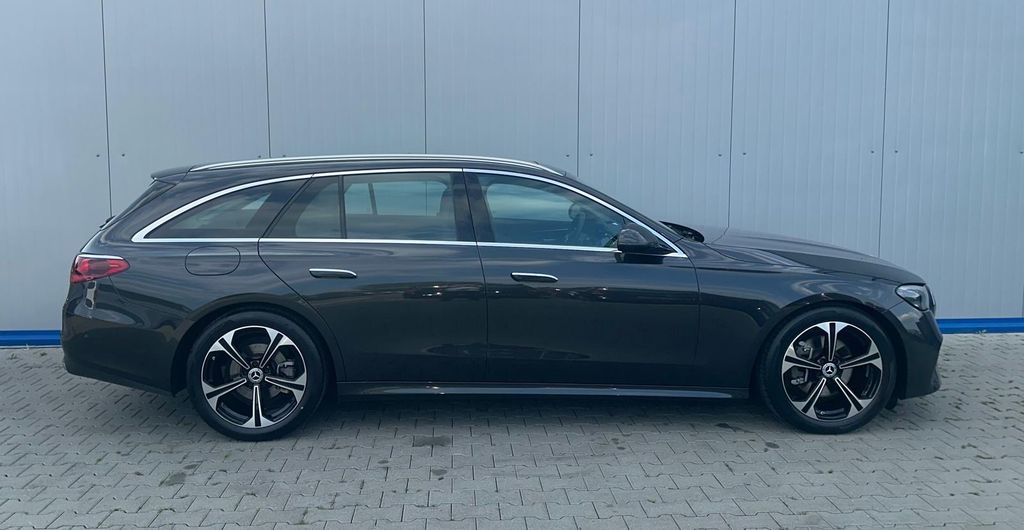 Mercedes-Benz E 220 2024