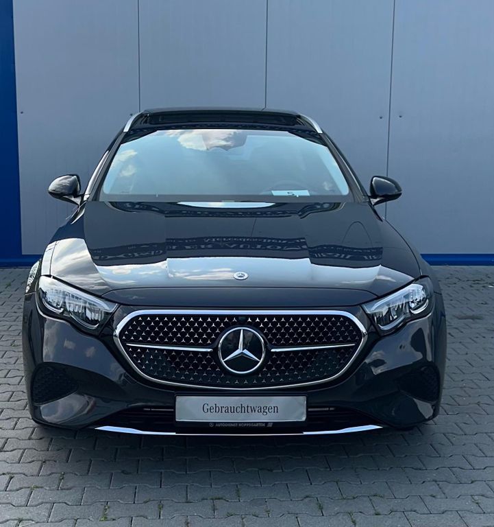 Mercedes-Benz E 220 2024