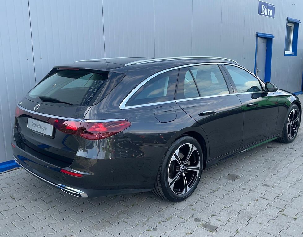 Mercedes-Benz E 220 2024