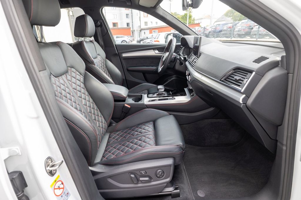 Audi SQ5 2022