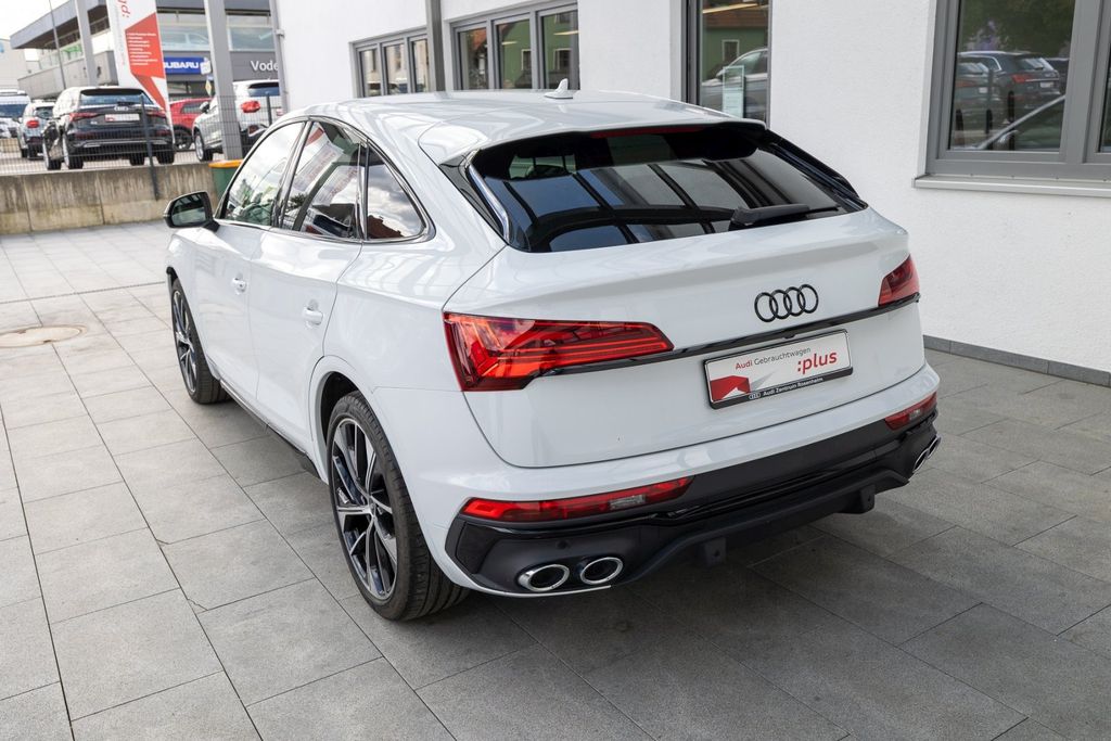Audi SQ5 2022