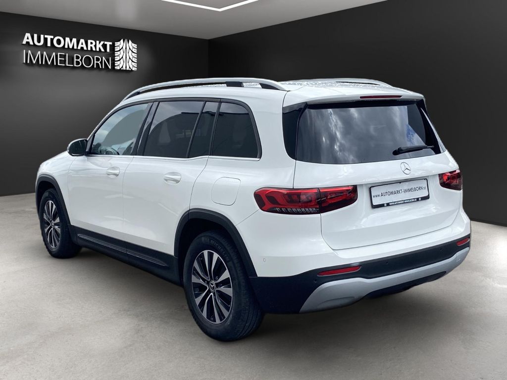 Mercedes-Benz GLB 180 2023