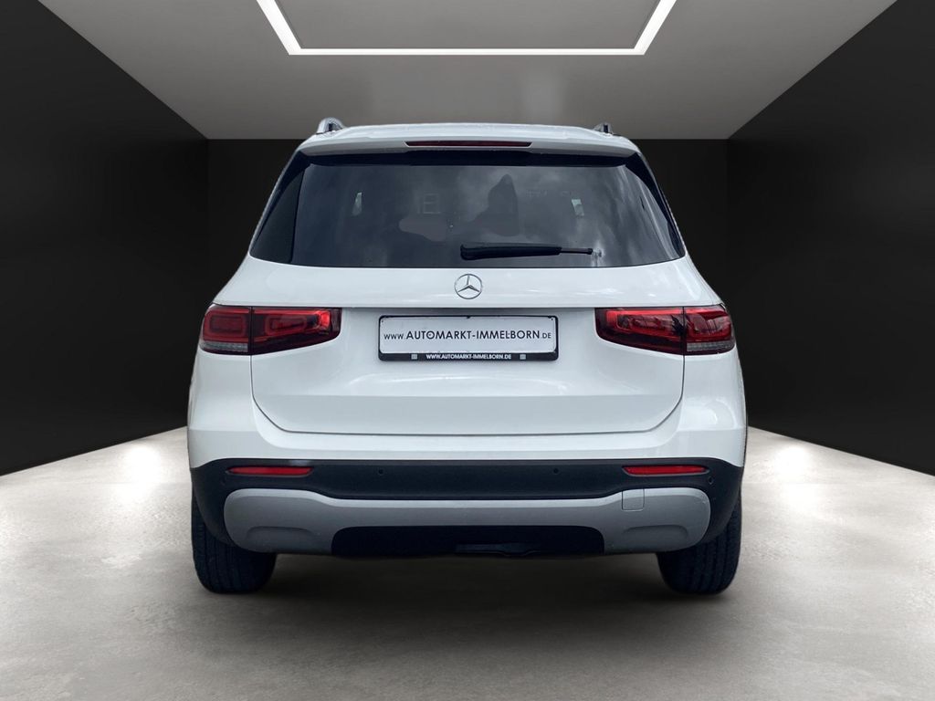 Mercedes-Benz GLB 180 2023