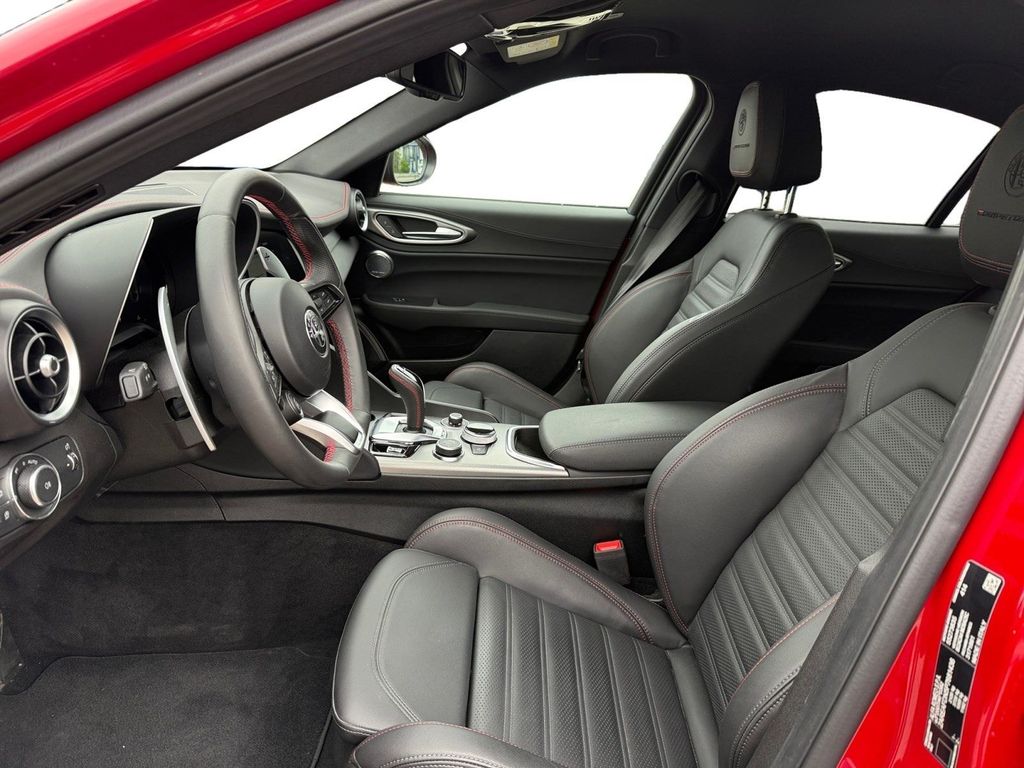 Alfa Romeo Giulia 2023