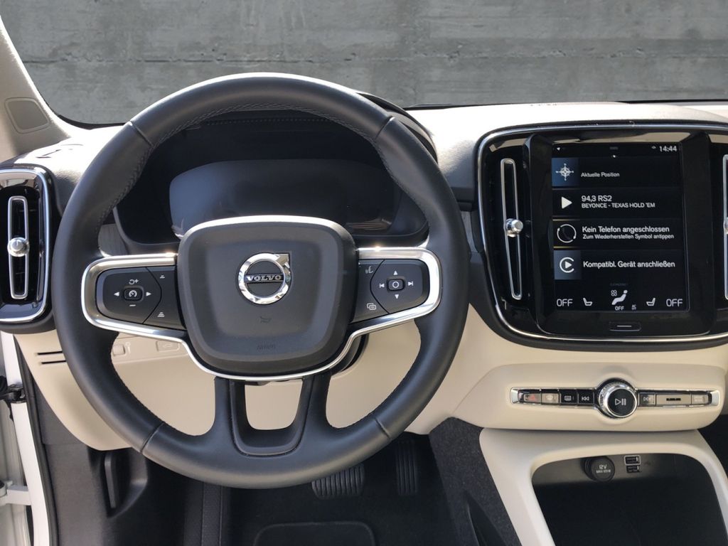 Volvo XC40 2022