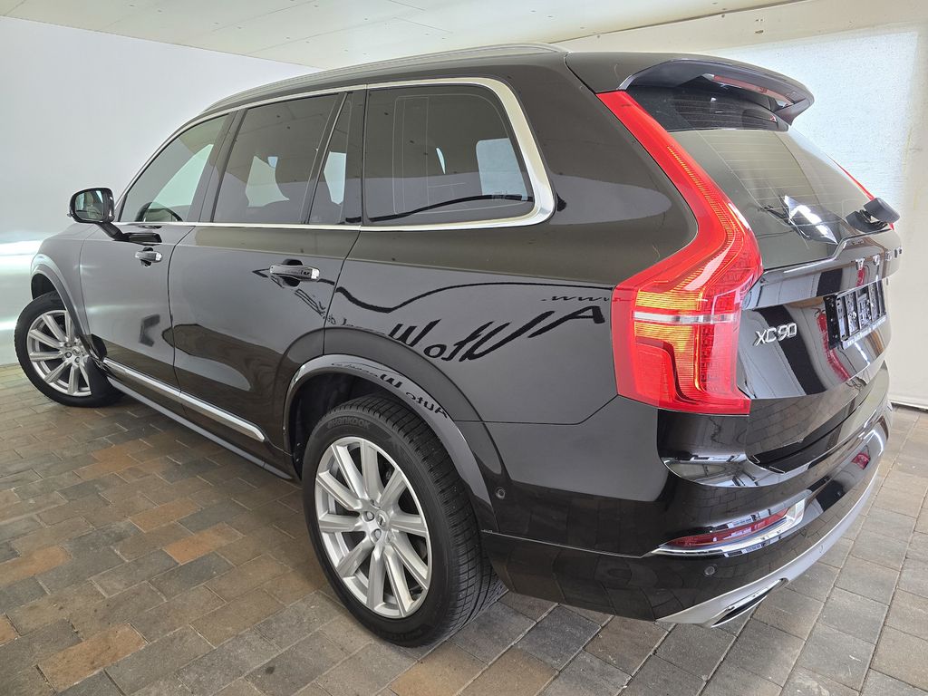 Volvo XC90 2019