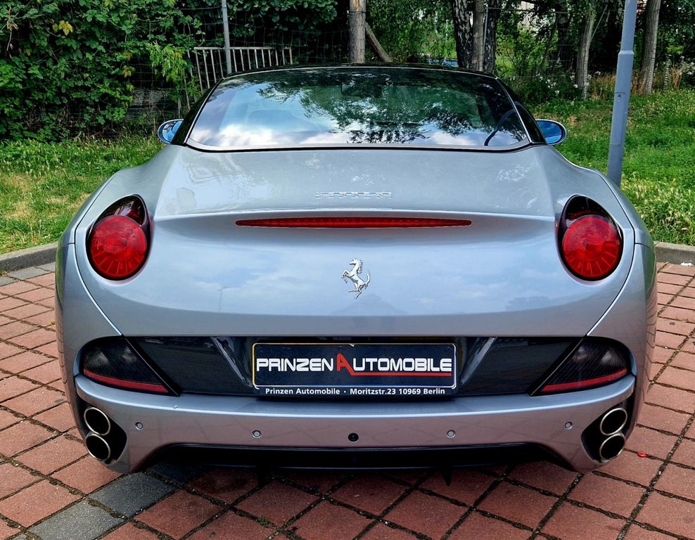 Ferrari California 2011