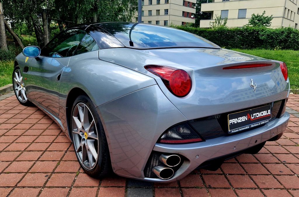 Ferrari California 2011