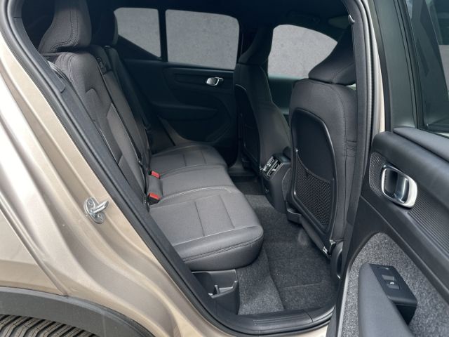 Volvo XC40 2024