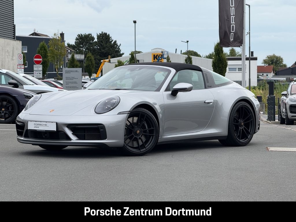 Porsche 992 2023