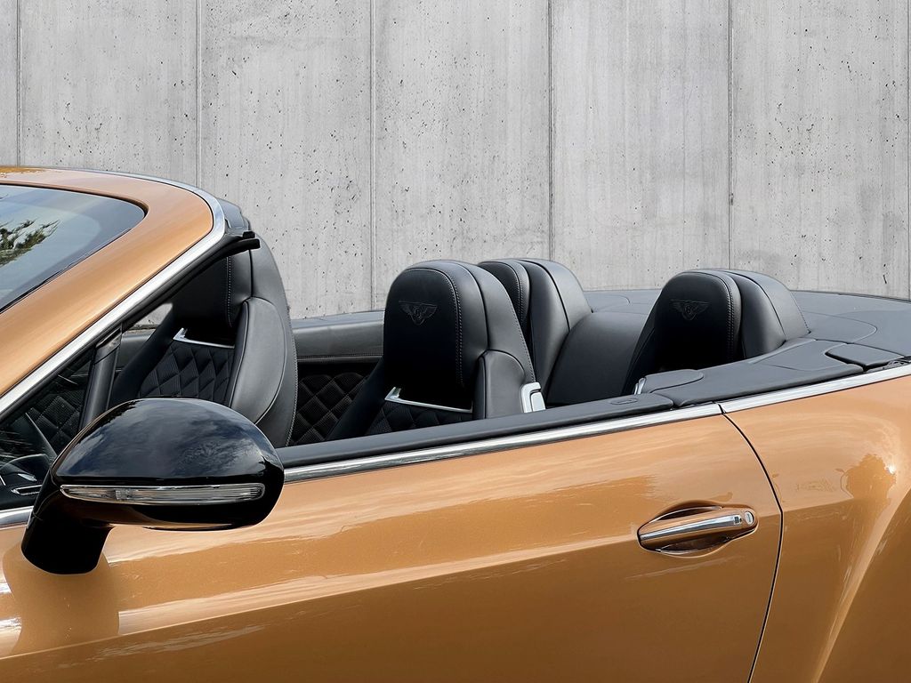 Bentley Continental GTC 2016