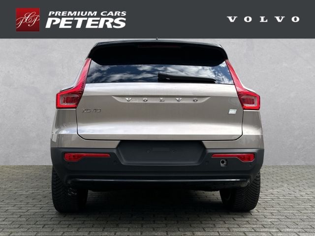 Volvo XC40 2024
