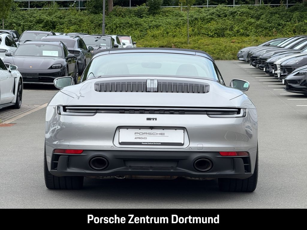 Porsche 992 2023