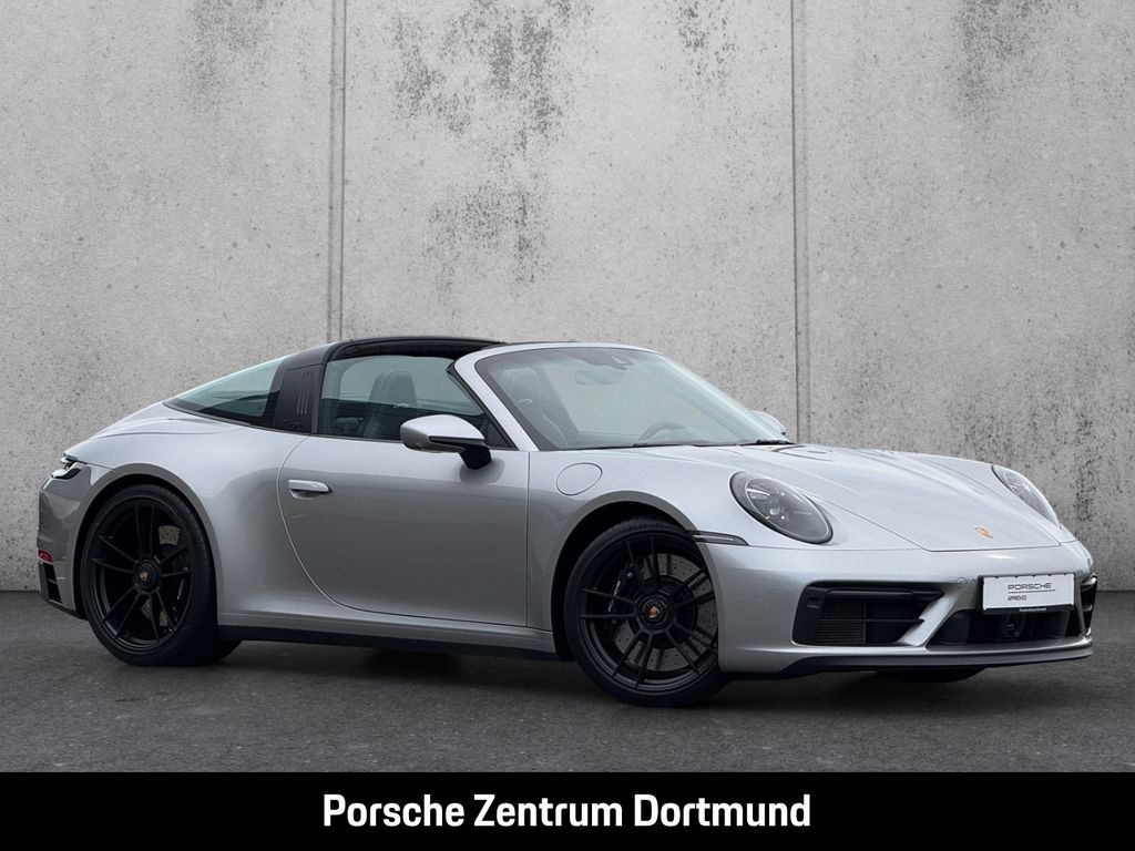 Porsche 992 2023