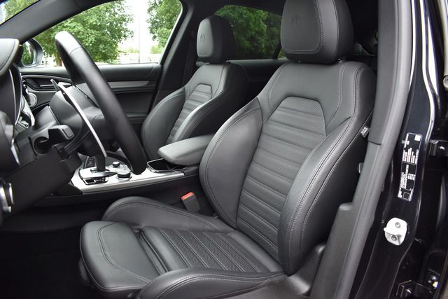 Alfa Romeo Stelvio 2024