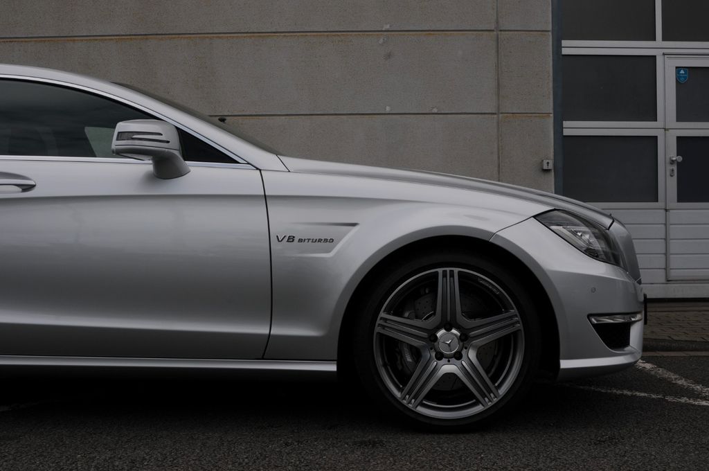 Mercedes-Benz CLS 63 AMG Shooting Brake 2013