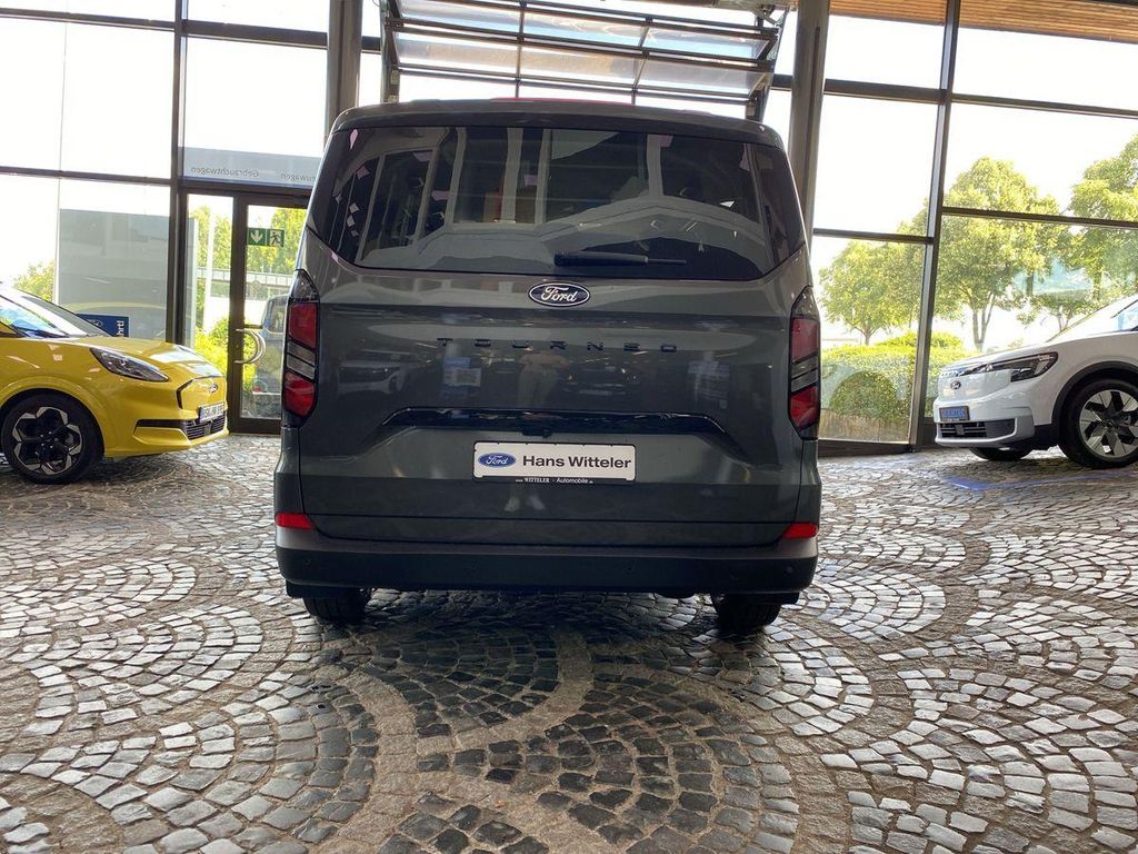 Ford Tourneo